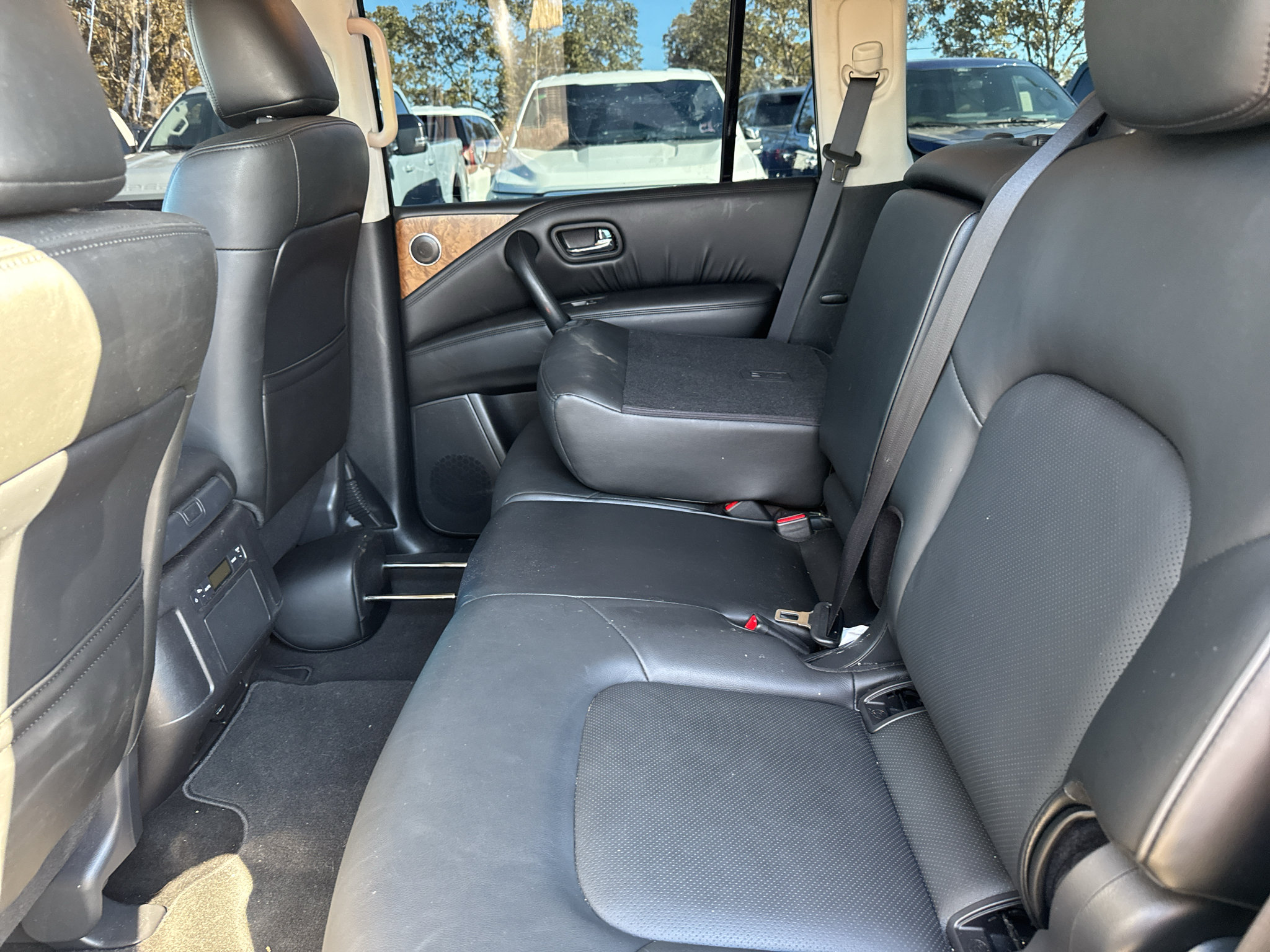 Used 2023 Nissan Armada SL w/ Cargo Package RWD image 10