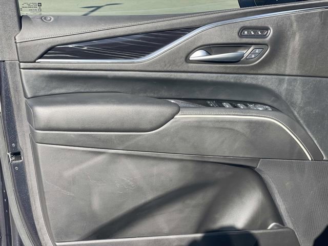 Used 2024 Cadillac Escalade Sport w/ Touring Package AWD/4WD image 19