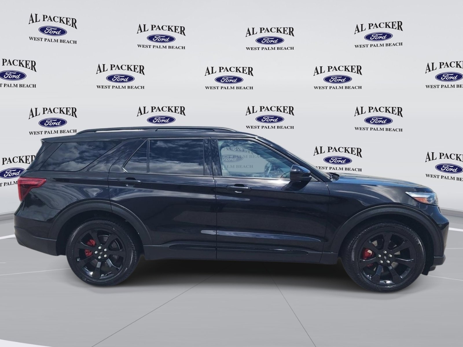 Certified 2022 Ford Explorer ST w/ ST Street Pack RWD image 6
