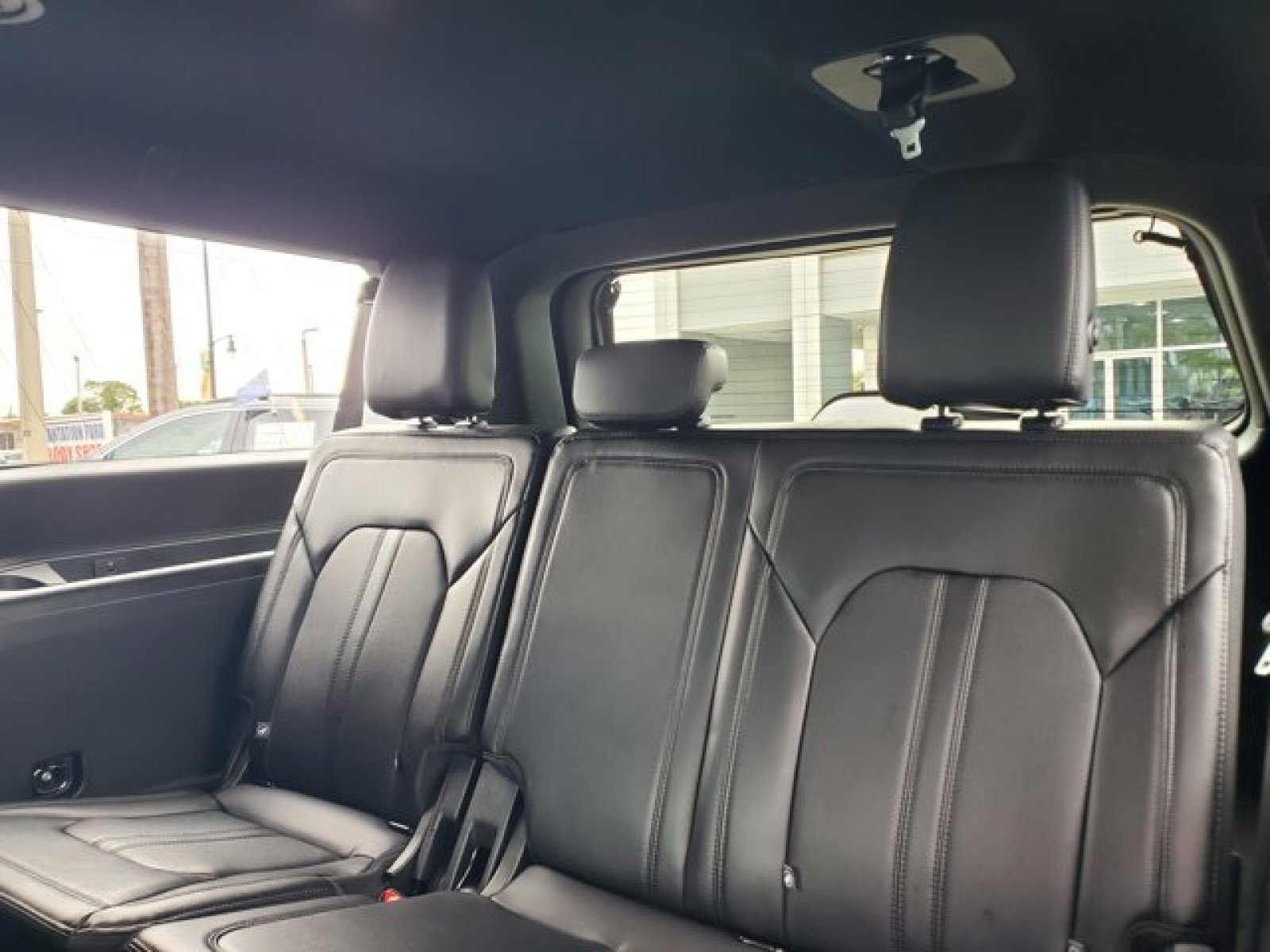 Certified 2021 Ford Expedition Max Limited image 32