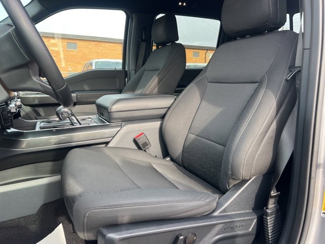 Certified 2021 Ford F150 XLT w/ Equipment Group 302A High image 19