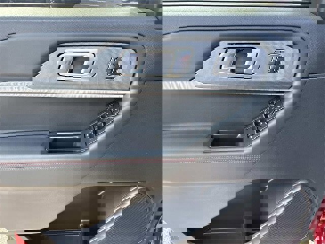 Certified 2025 Ford Explorer ST-Line w/ Premium Package image 24