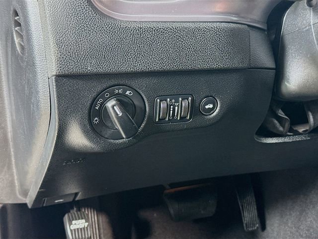 Used 2023 Dodge Charger GT image 19