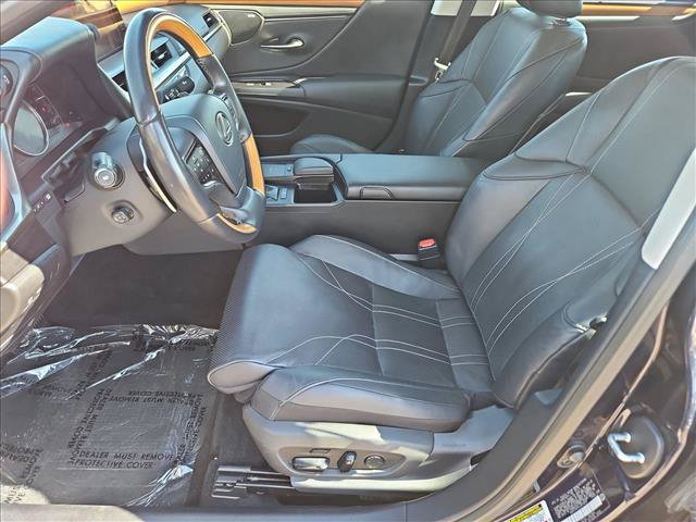 Used 2020 Lexus ES 350 Ultra Luxury FWD image 17