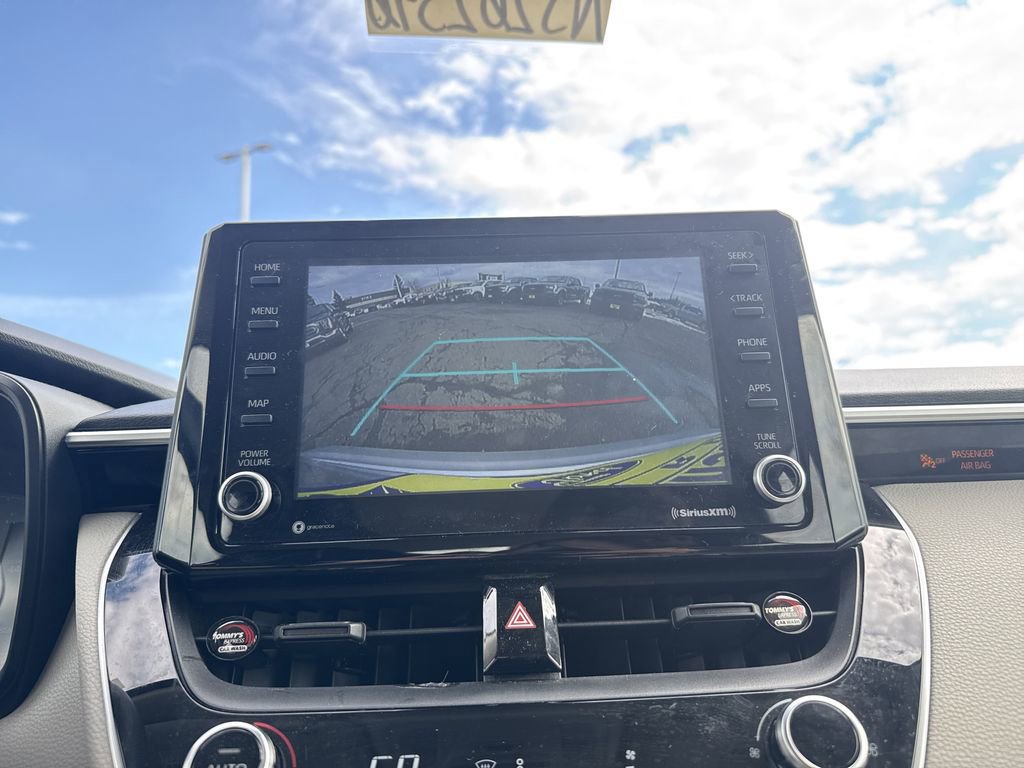 Used 2022 Toyota Corolla LE FWD image 20