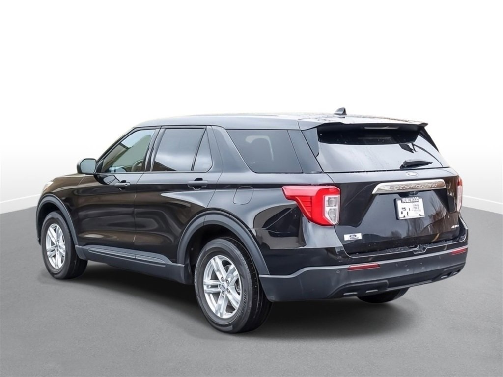 Certified 2022 Ford Explorer 4WD image 3