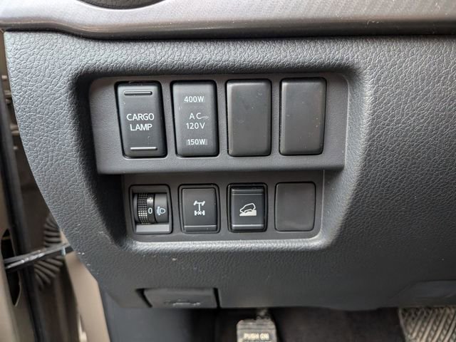 Used 2022 Nissan Titan PRO-4X w/ Pro-4x Convenience Package AWD/4WD image 14