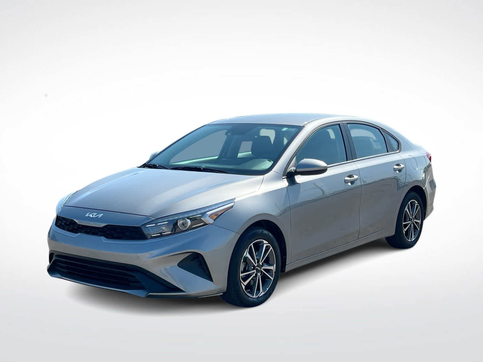 Used 2023 Kia Forte LXS FWD image 4