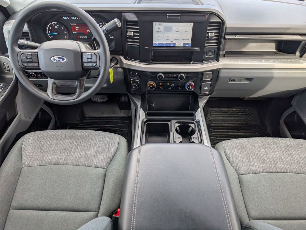 Certified 2025 Ford F350 XLT image 39