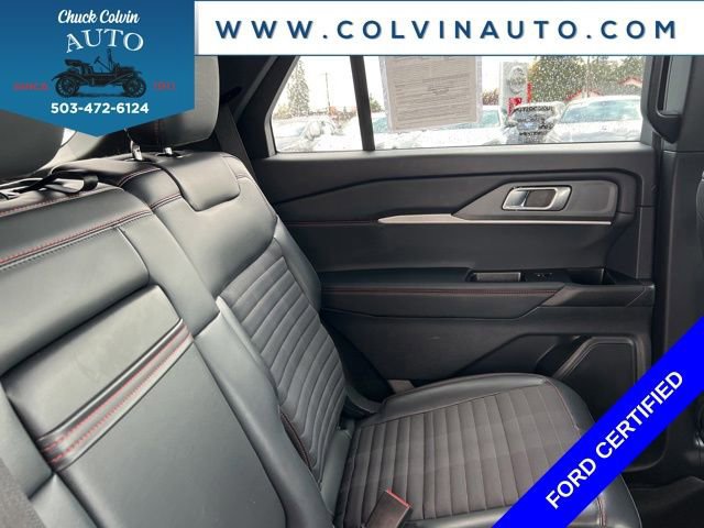 Certified 2025 Ford Explorer ST-Line w/ ST-Line Street Pack image 24