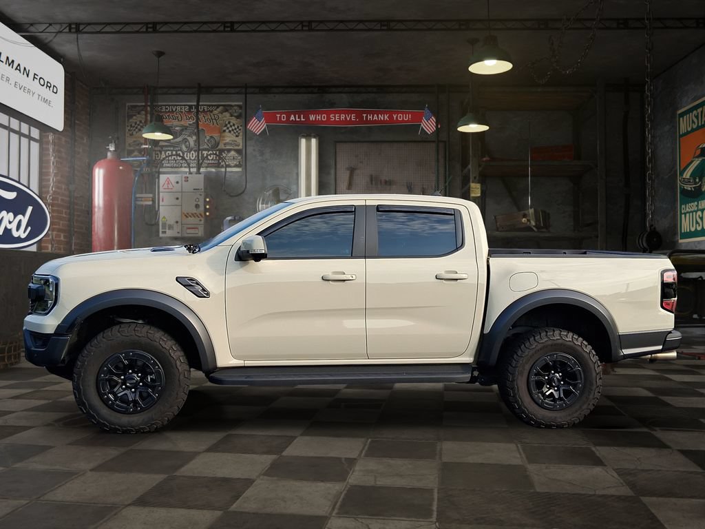 Certified 2025 Ford Ranger Raptor AWD/4WD image 3