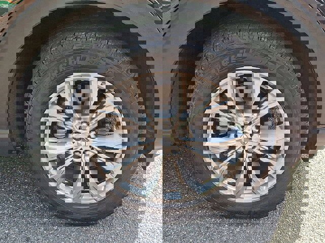 Certified 2022 Ford Explorer XLT w/ Equipment Group 202A image 28