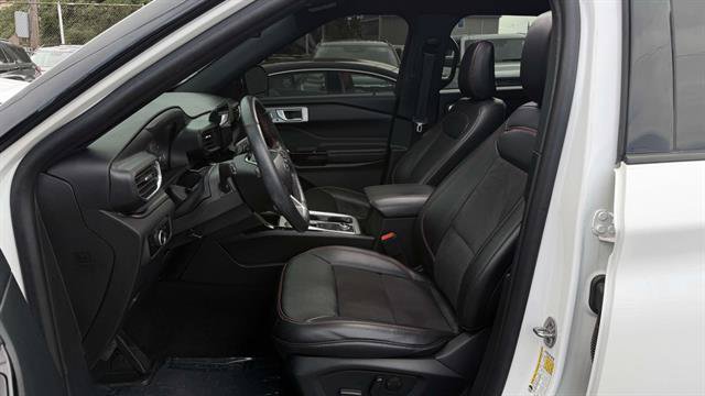 Certified 2023 Ford Explorer ST-Line w/ Class IV Trailer Tow Package AWD/4WD image 38