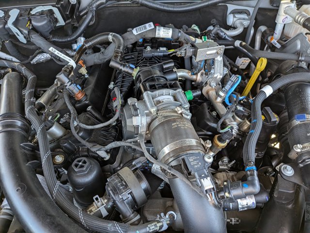 Certified 2022 Ford Bronco Wildtrak AWD/4WD image 22