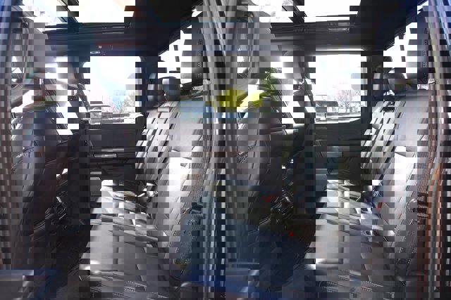 Certified 2023 Ford F150 Lariat w/ Equipment Group 502A High image 18