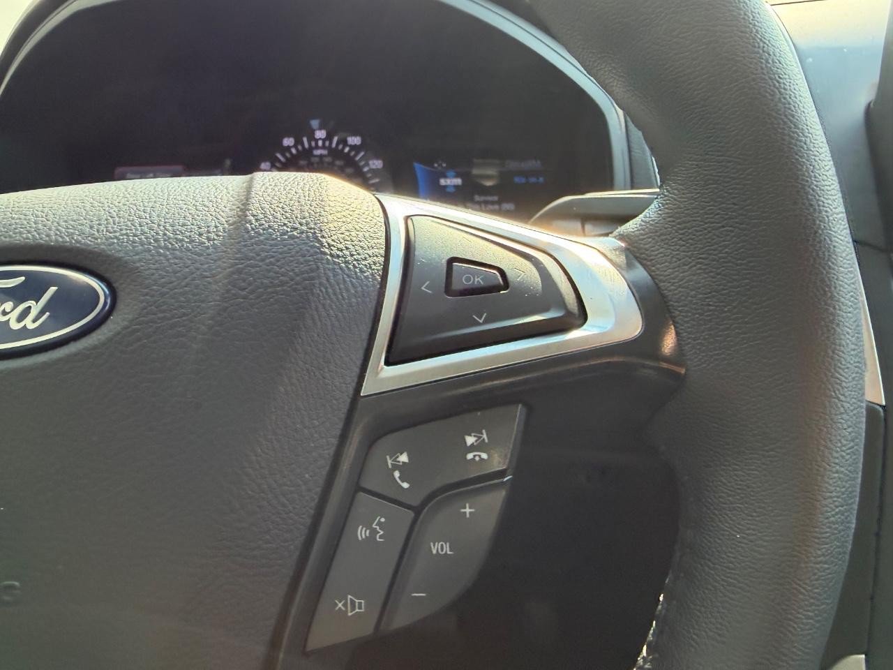 Certified 2024 Ford Edge SEL w/ Convenience Package AWD/4WD image 14