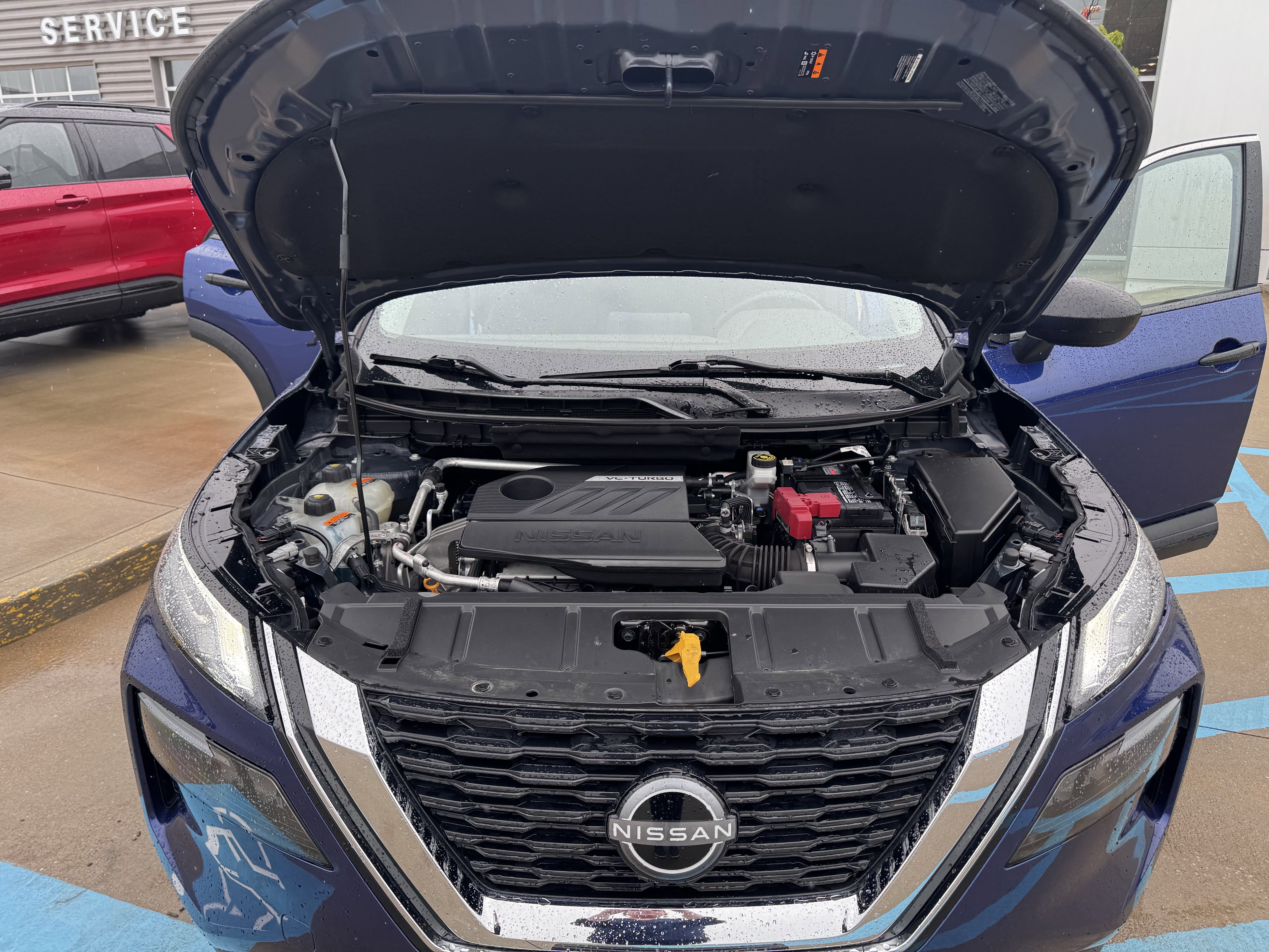 Used 2023 Nissan Rogue S image 36