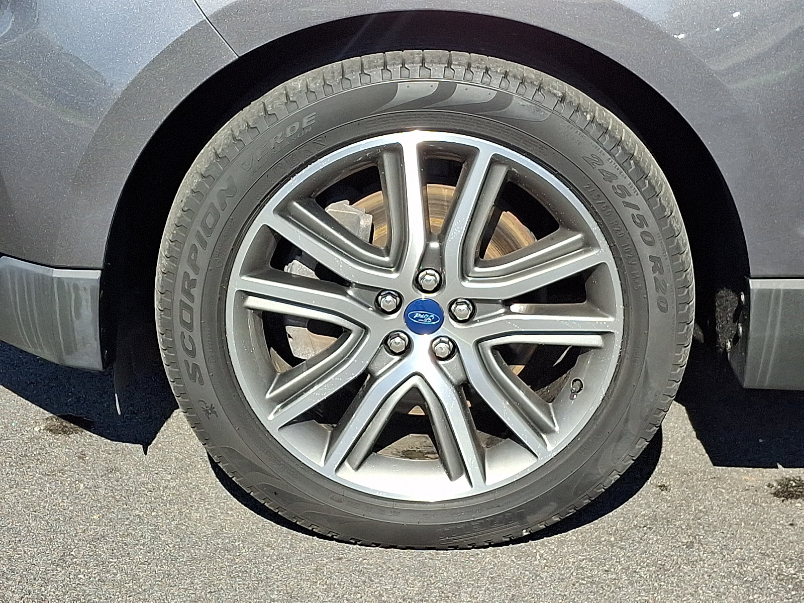 Certified 2022 Ford Edge Titanium AWD/4WD image 9