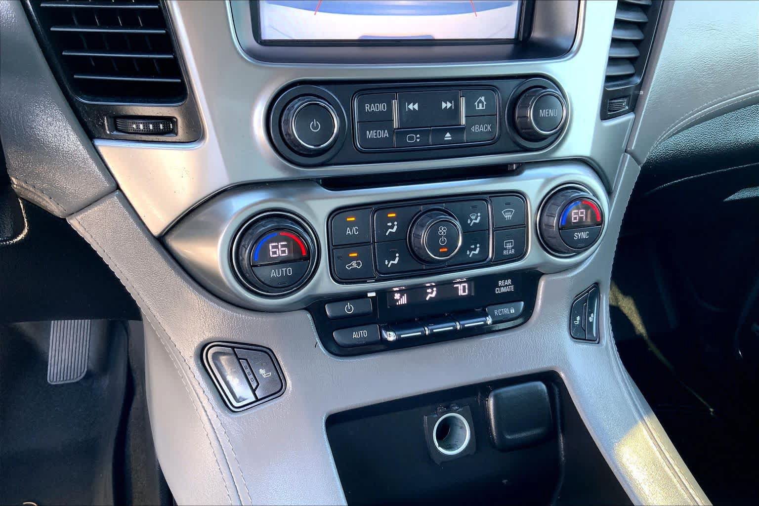 Used 2018 Chevrolet Tahoe LT RWD image 30