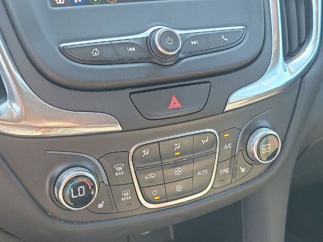 Used 2020 Chevrolet Equinox LT w/ Driver Convenience Package FWD image 17