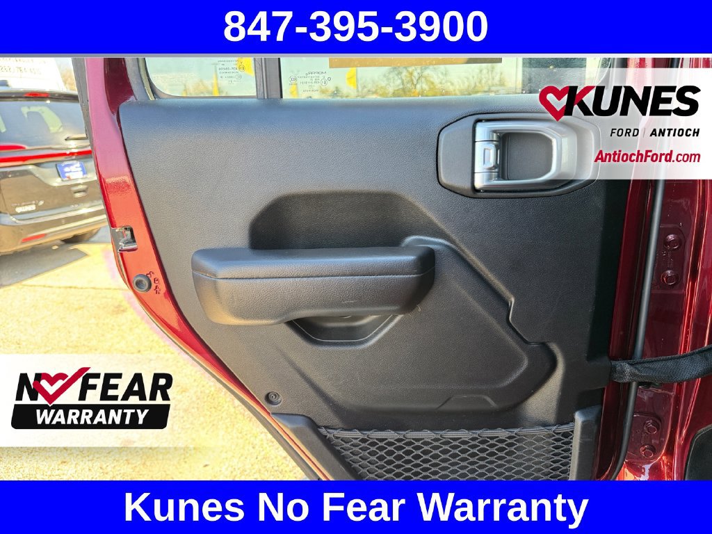 Used 2021 Jeep Gladiator Sport AWD/4WD image 34