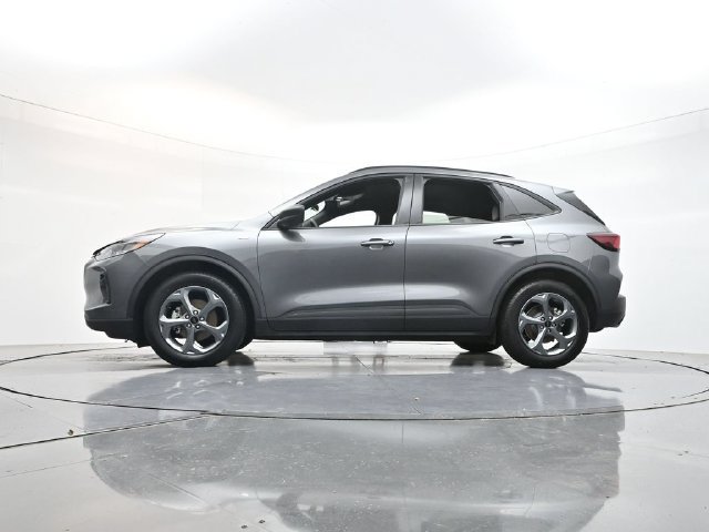 Certified 2025 Ford Escape ST-Line FWD image 49