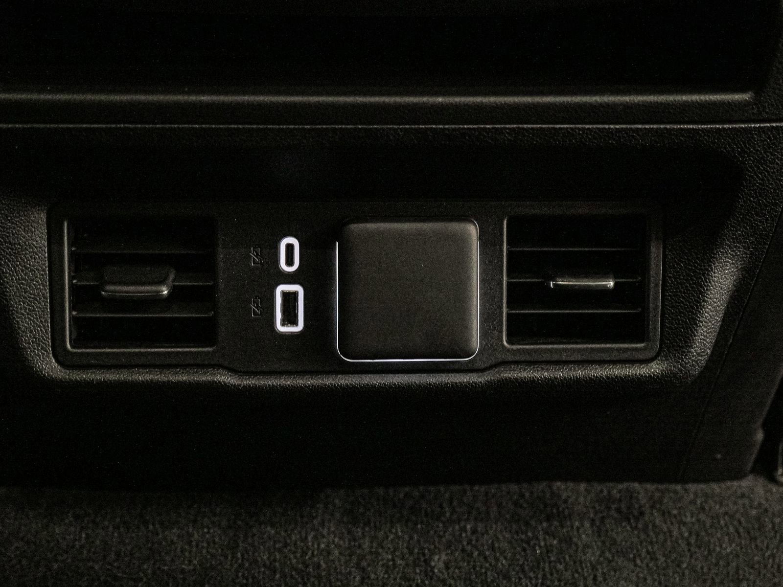 Used 2025 Chevrolet Silverado 1500 LT image 21