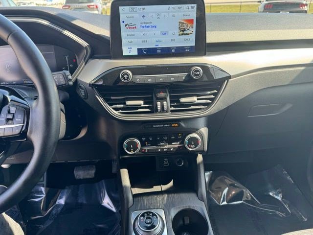 Certified 2024 Ford Escape Active image 16