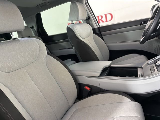 Used 2022 Hyundai Palisade SEL w/ Cargo Package FWD image 16