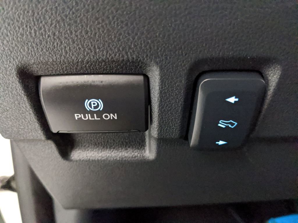 Certified 2024 Ford F250 Platinum AWD/4WD image 16