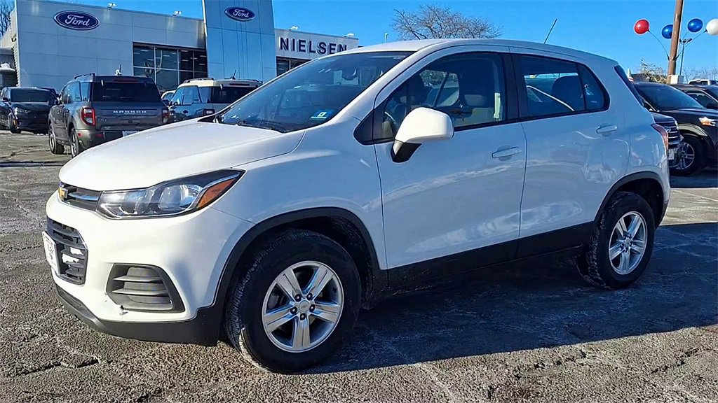 Used 2018 Chevrolet Trax LS image 4