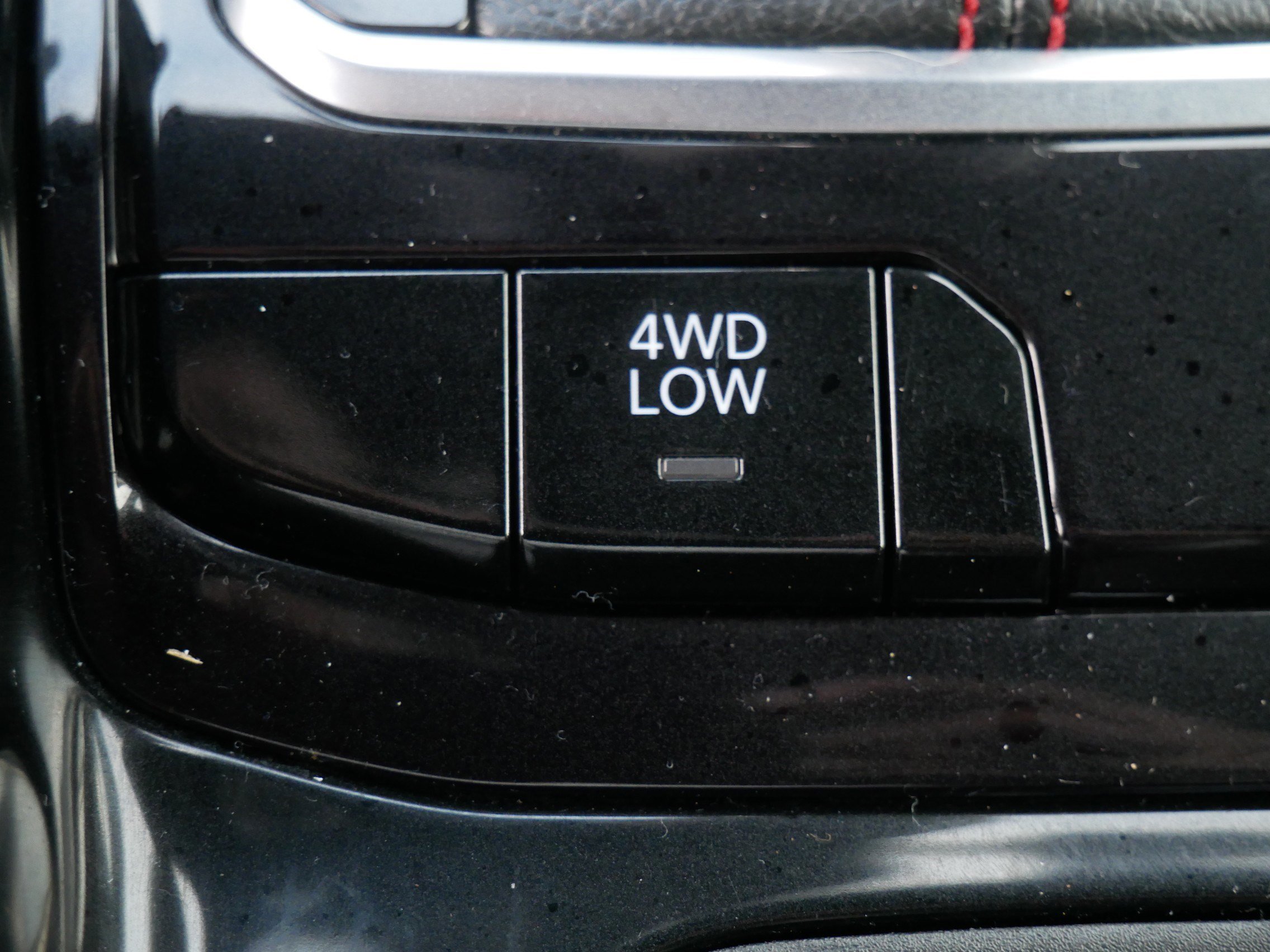 Used 2024 Jeep Compass Trailhawk image 35