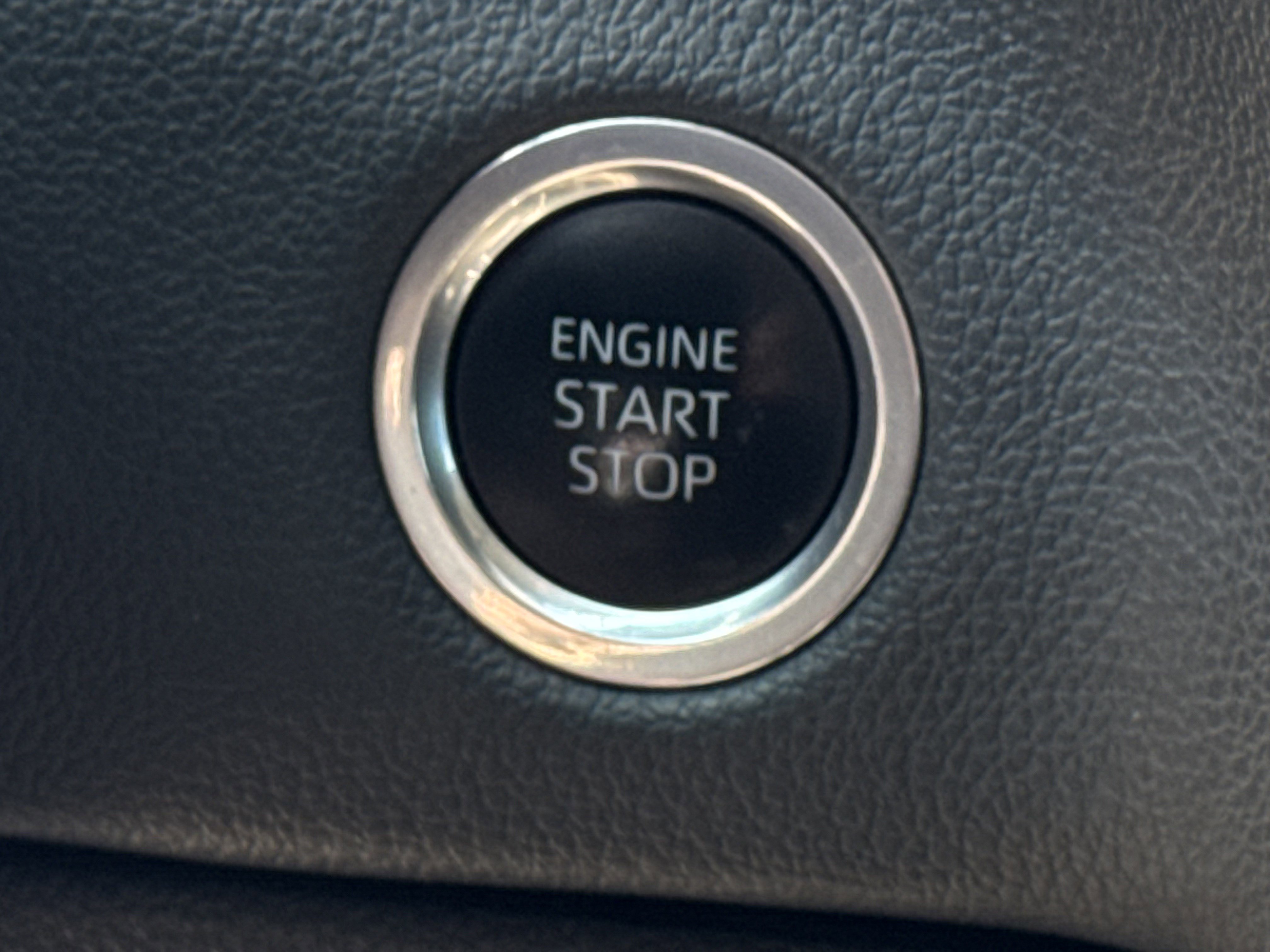 Used 2023 Toyota Tundra Limited image 23