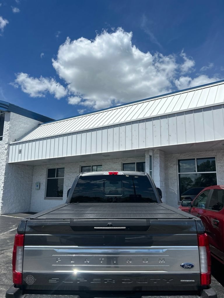 Certified 2017 Ford F250 Platinum w/ Platinum Ultimate Package AWD/4WD image 22