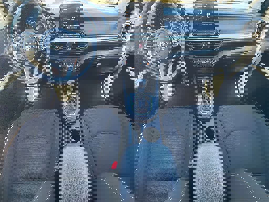 Used 2021 Kia Forte LXS image 18