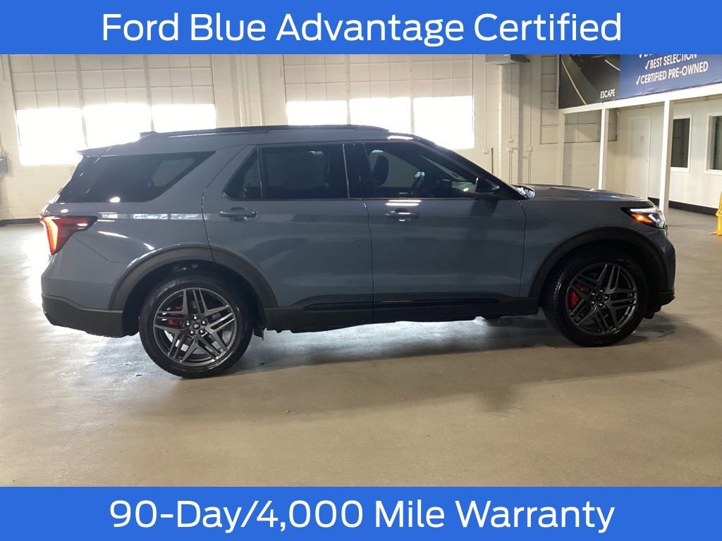 Certified 2025 Ford Explorer ST image 8