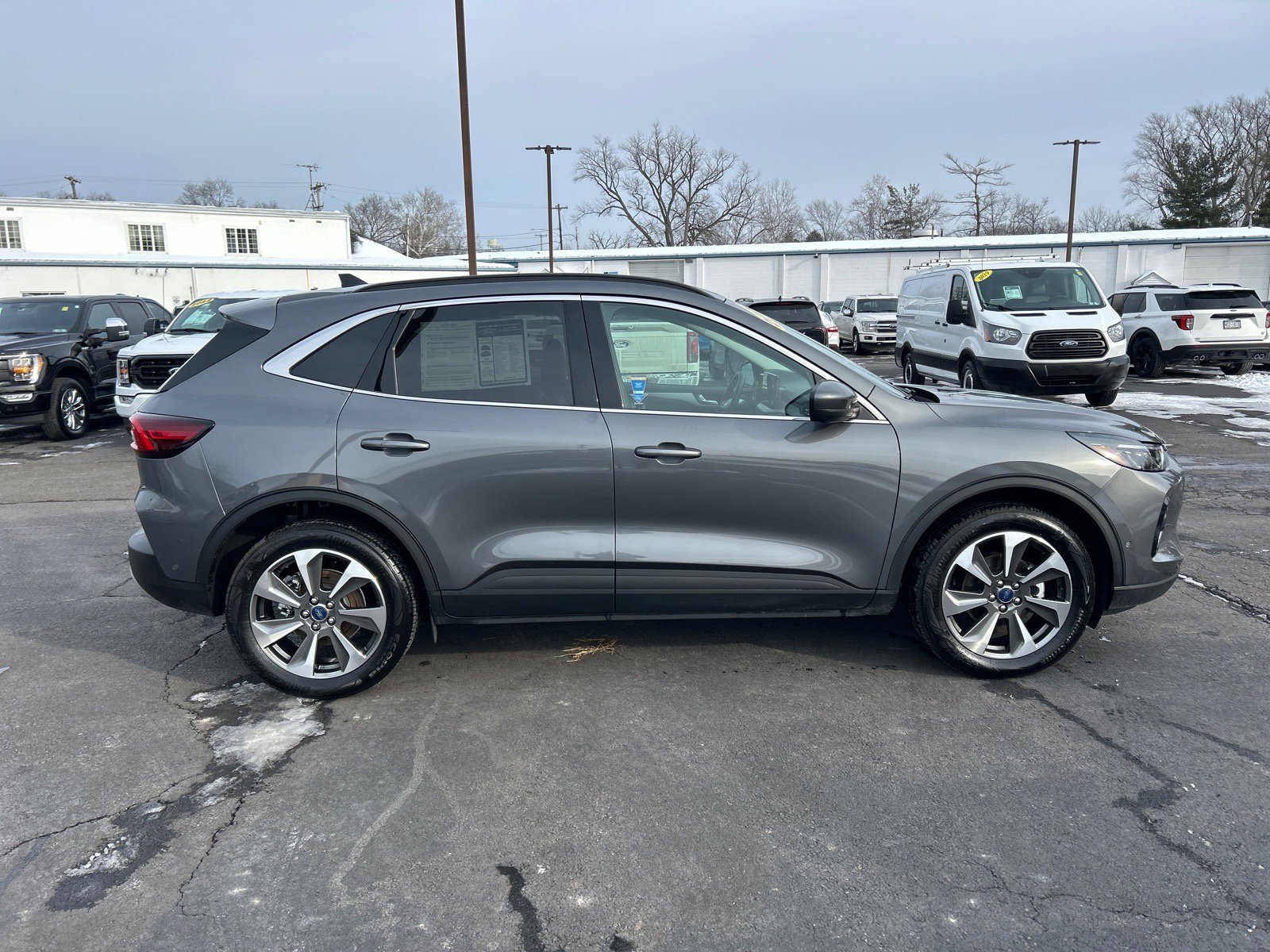 Certified 2023 Ford Escape Platinum w/ Premium Technology Package image 17