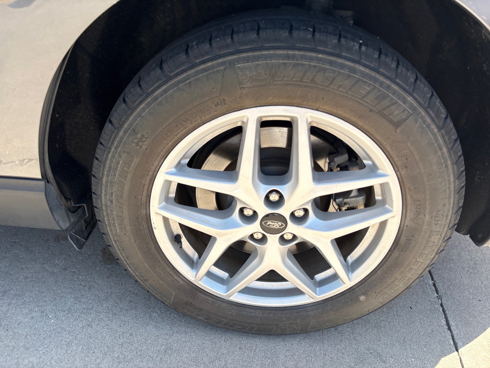 Certified 2024 Ford Edge SEL AWD/4WD image 11
