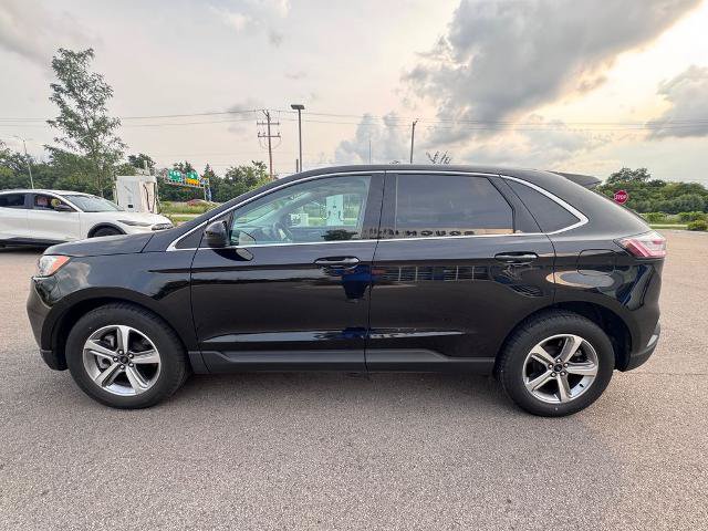 Certified 2024 Ford Edge SEL w/ Convenience Package AWD/4WD image 8