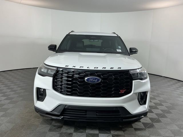 Certified 2025 Ford Explorer ST AWD/4WD image 2