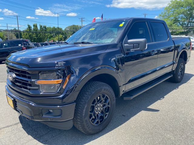 Certified 2025 Ford F150 XLT w/ Equipment Group 302A MID AWD/4WD image 3