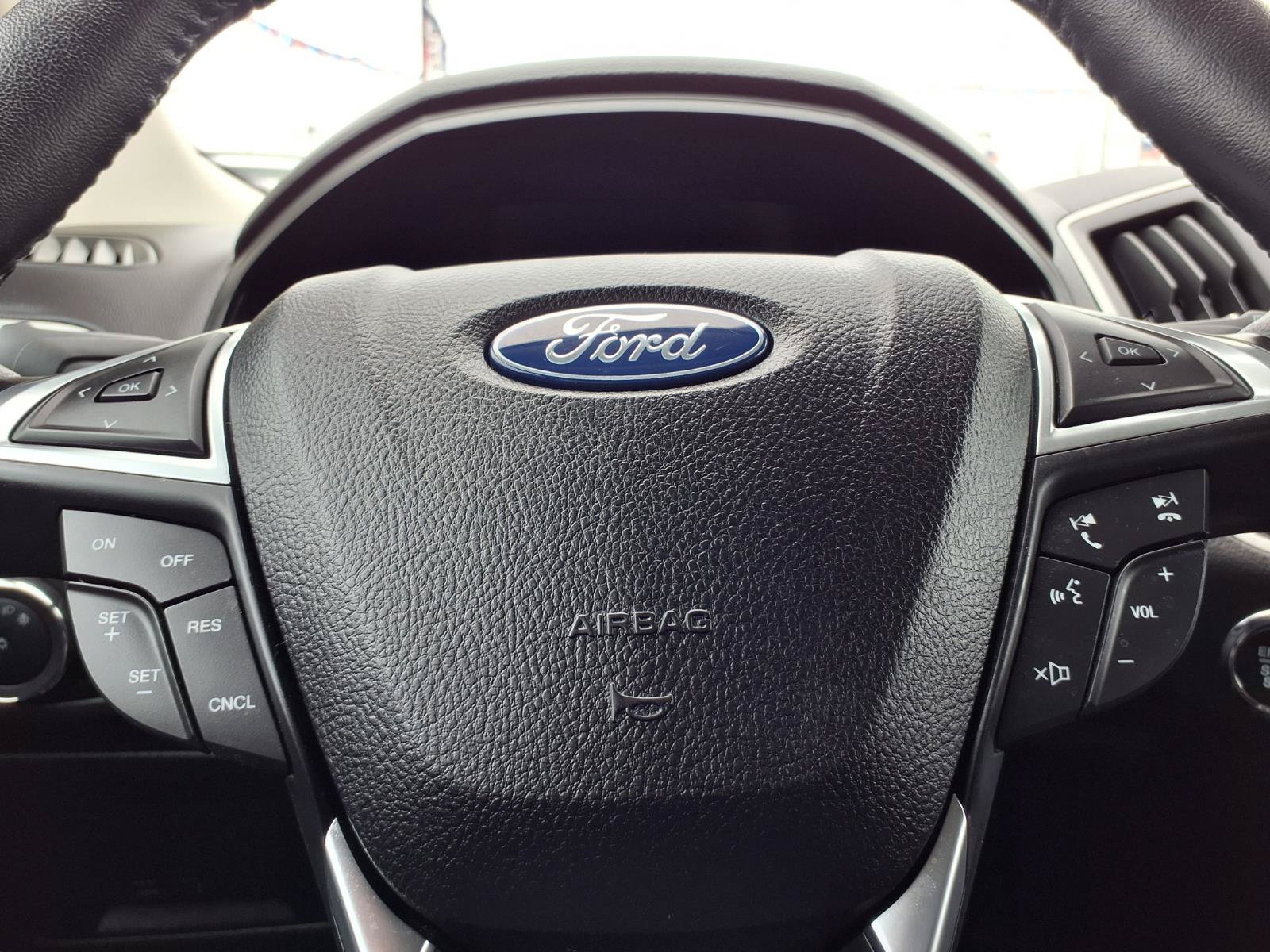 Certified 2024 Ford Edge SEL w/ Convenience Package AWD/4WD image 14