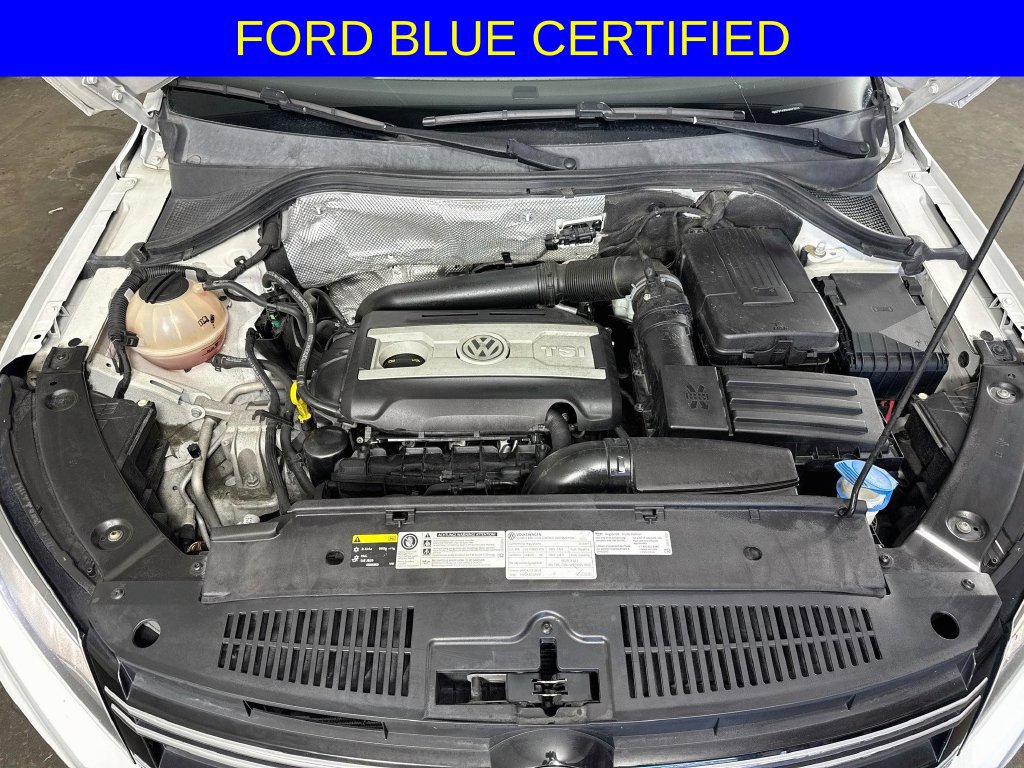 Used 2017 Volkswagen Tiguan Sport FWD image 34