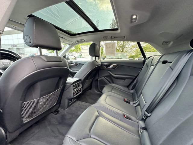 Used 2020 Audi Q8 Premium Plus AWD/4WD image 19