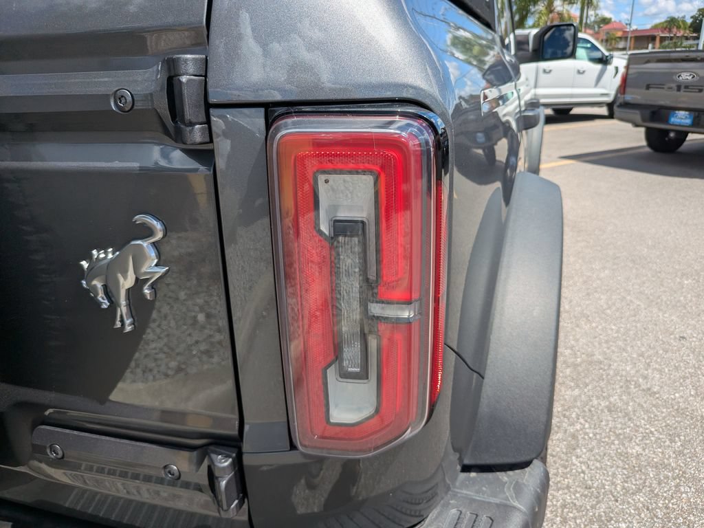 Certified 2025 Ford Bronco Badlands AWD/4WD image 11