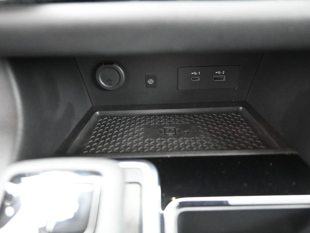 Used 2025 Nissan Pathfinder SL image 16