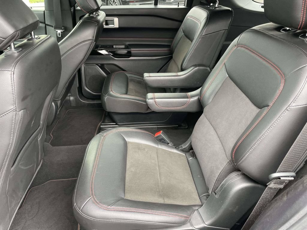 Certified 2022 Ford Explorer ST-Line RWD image 12