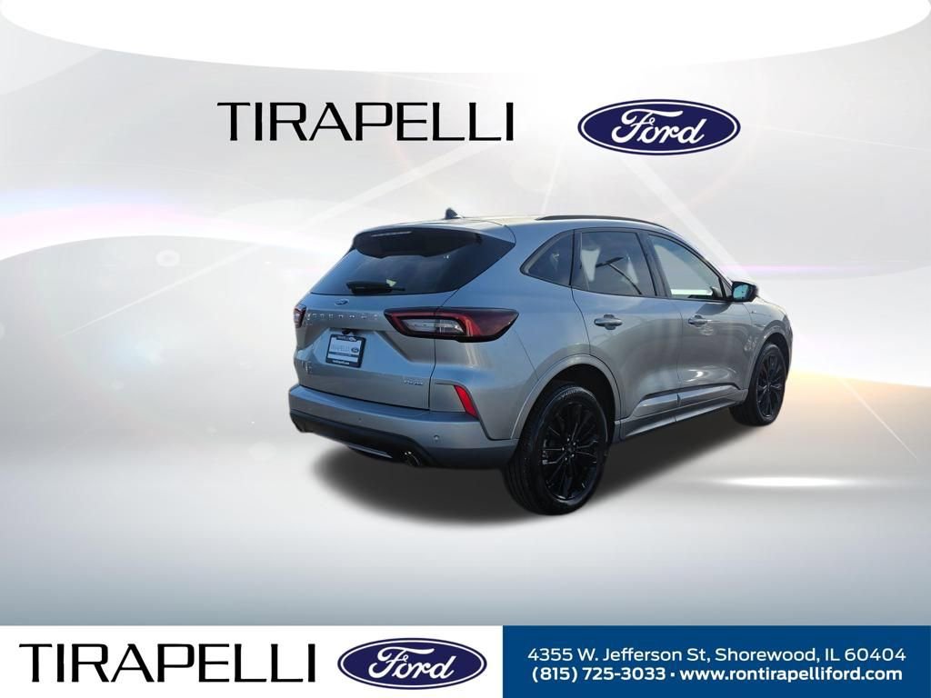 Certified 2023 Ford Escape ST-Line Elite AWD/4WD image 9