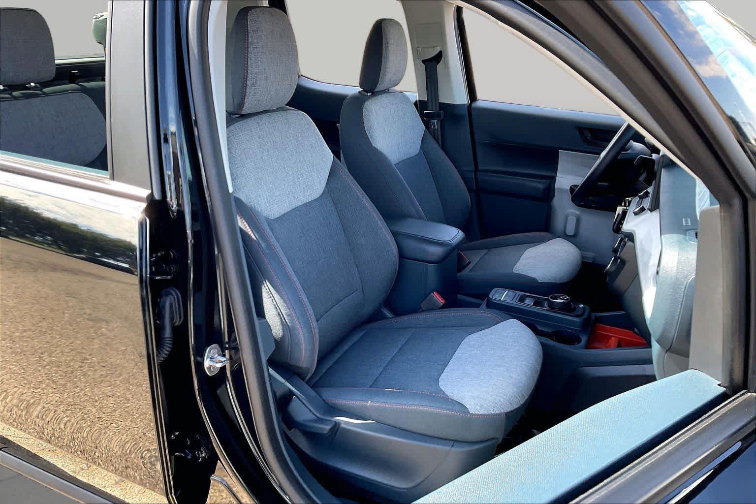 Certified 2024 Ford Maverick XLT FWD image 9