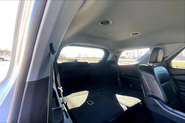 Certified 2022 Ford Explorer Limited w/ Equipment Group 301A image 32